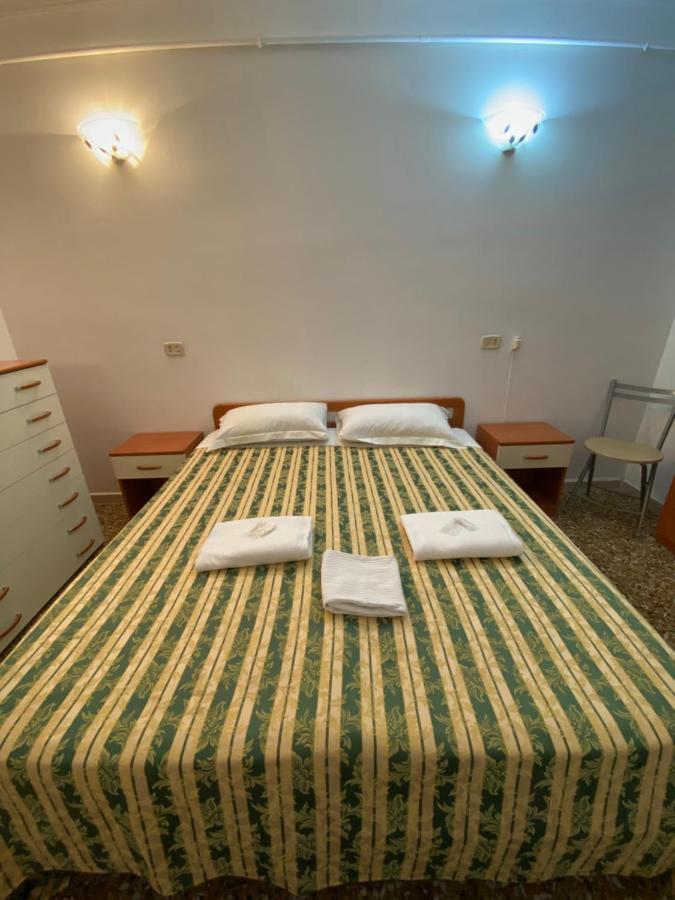 Hotel Primavera Санремо Экстерьер фото